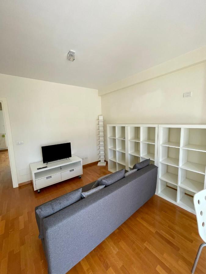 Terrace Apartment Бари Экстерьер фото